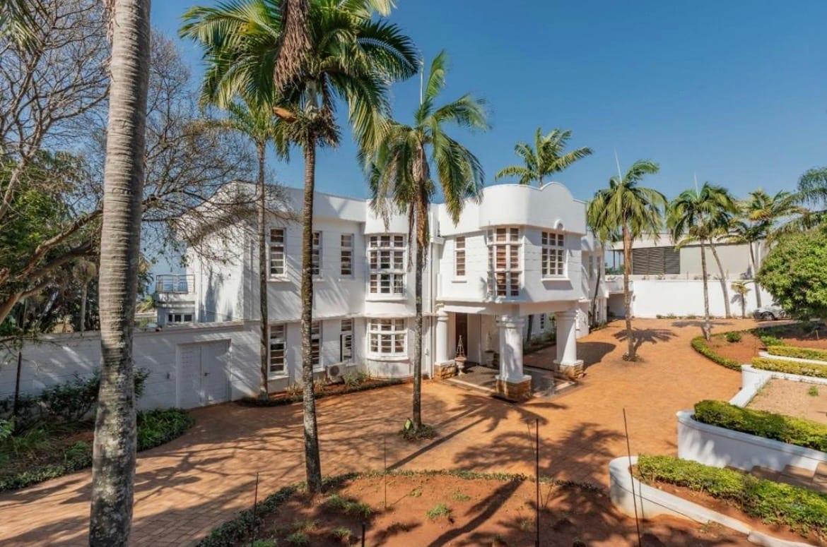 5 Bedroom House For Sale in Morningside — photograph 2