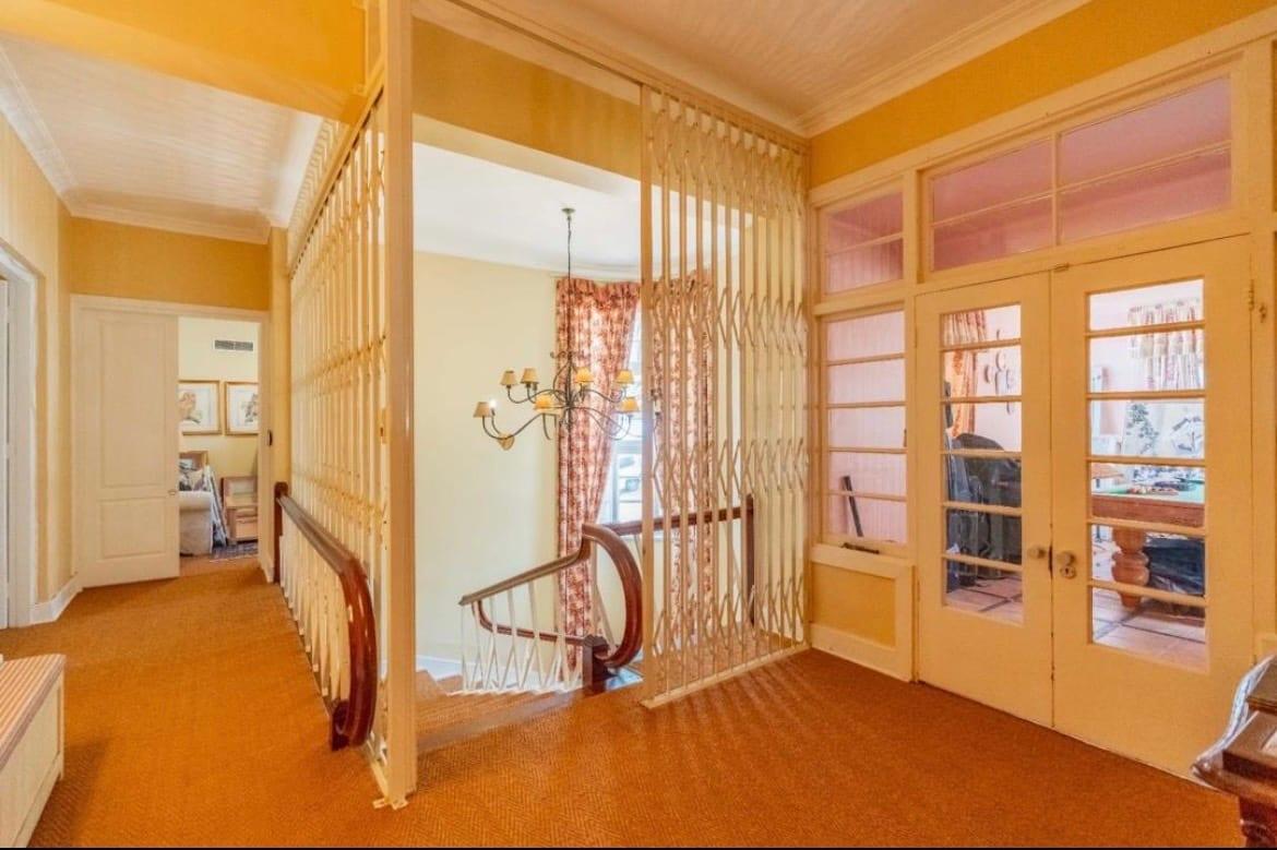 5 Bedroom House For Sale in Morningside — photograph 4