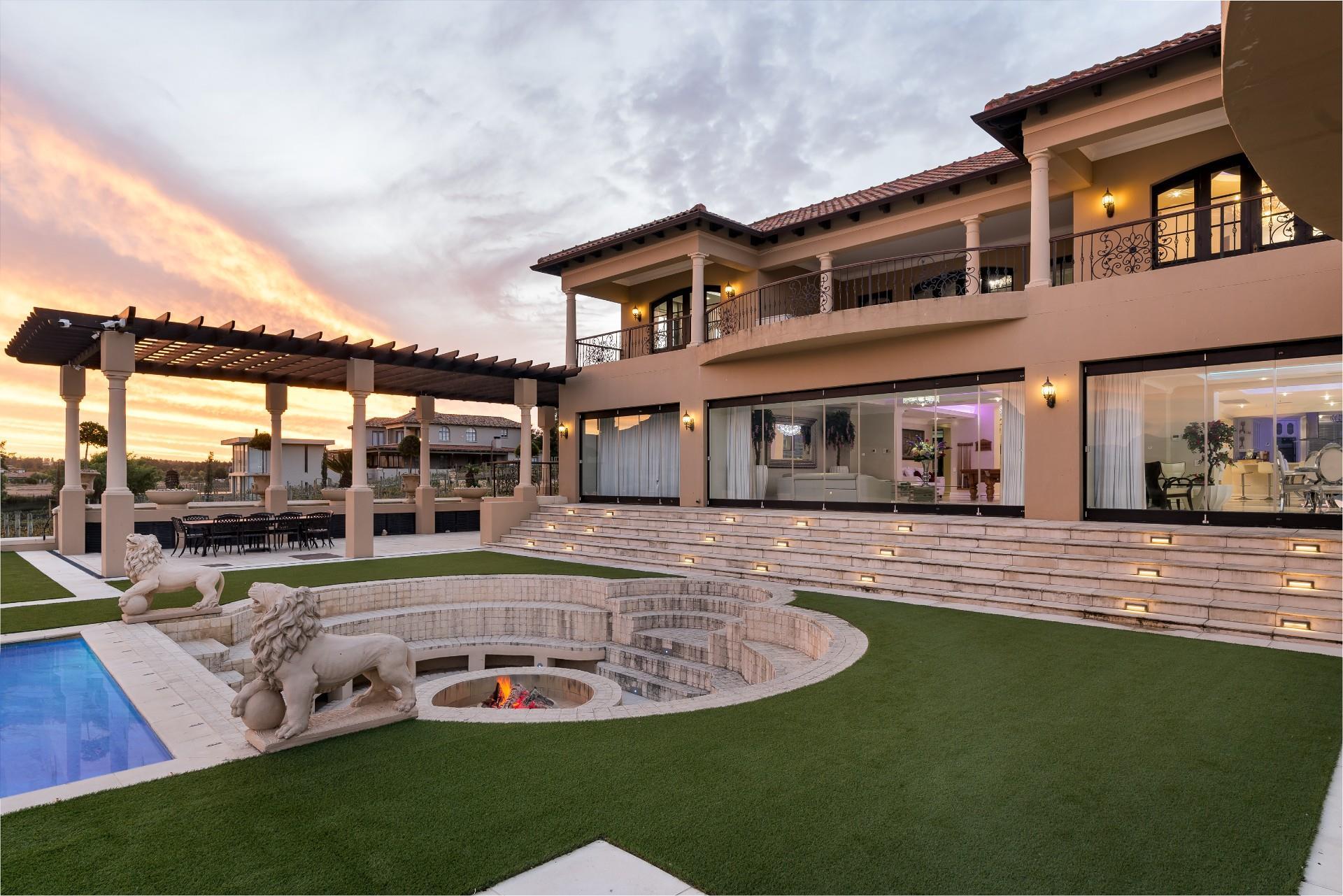 Ultra-Luxury Vineyard Villa with Private Wellness & Cinema Retreat — photograph 3