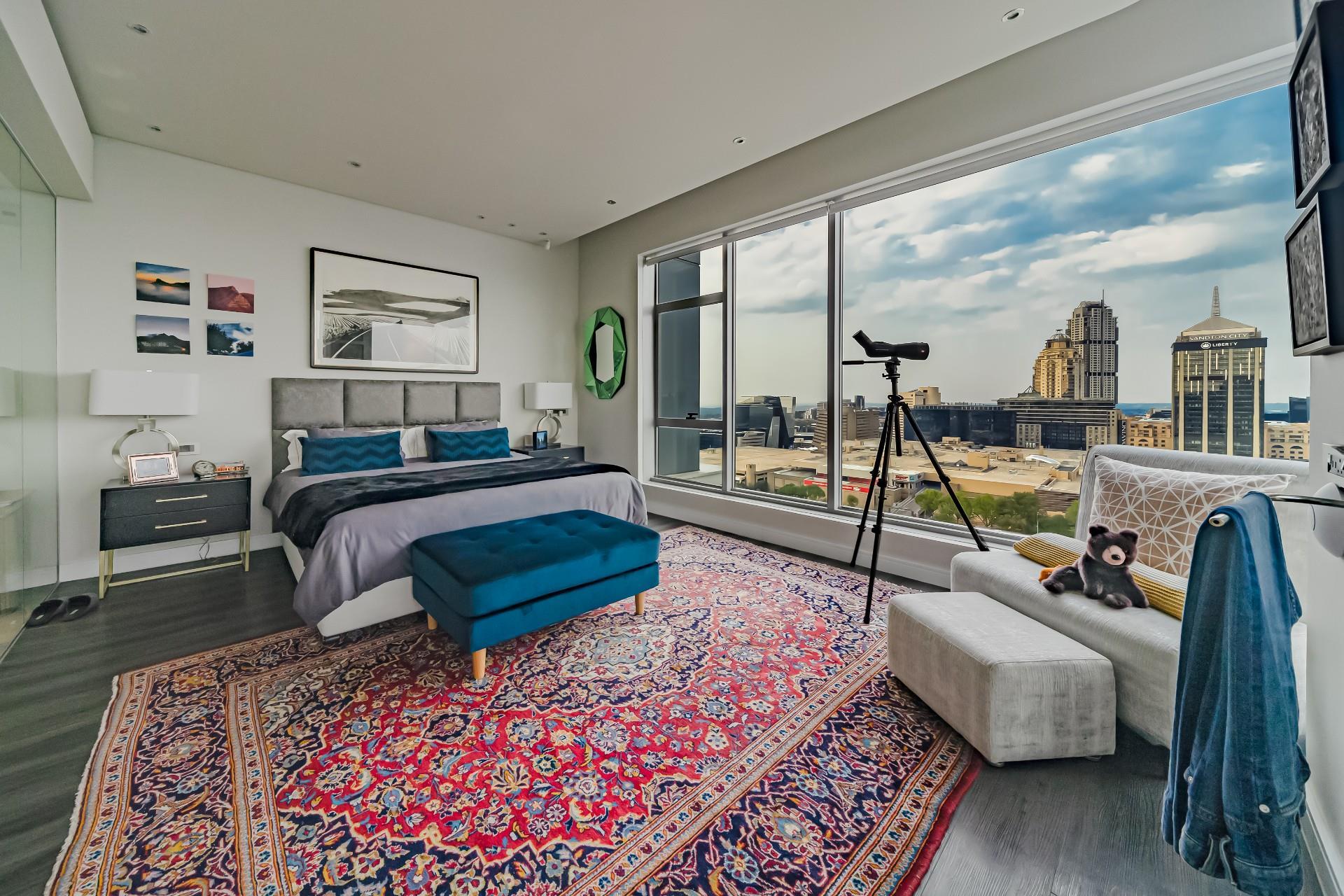 Luxury Penthouse, Rare Escape — photograph 5