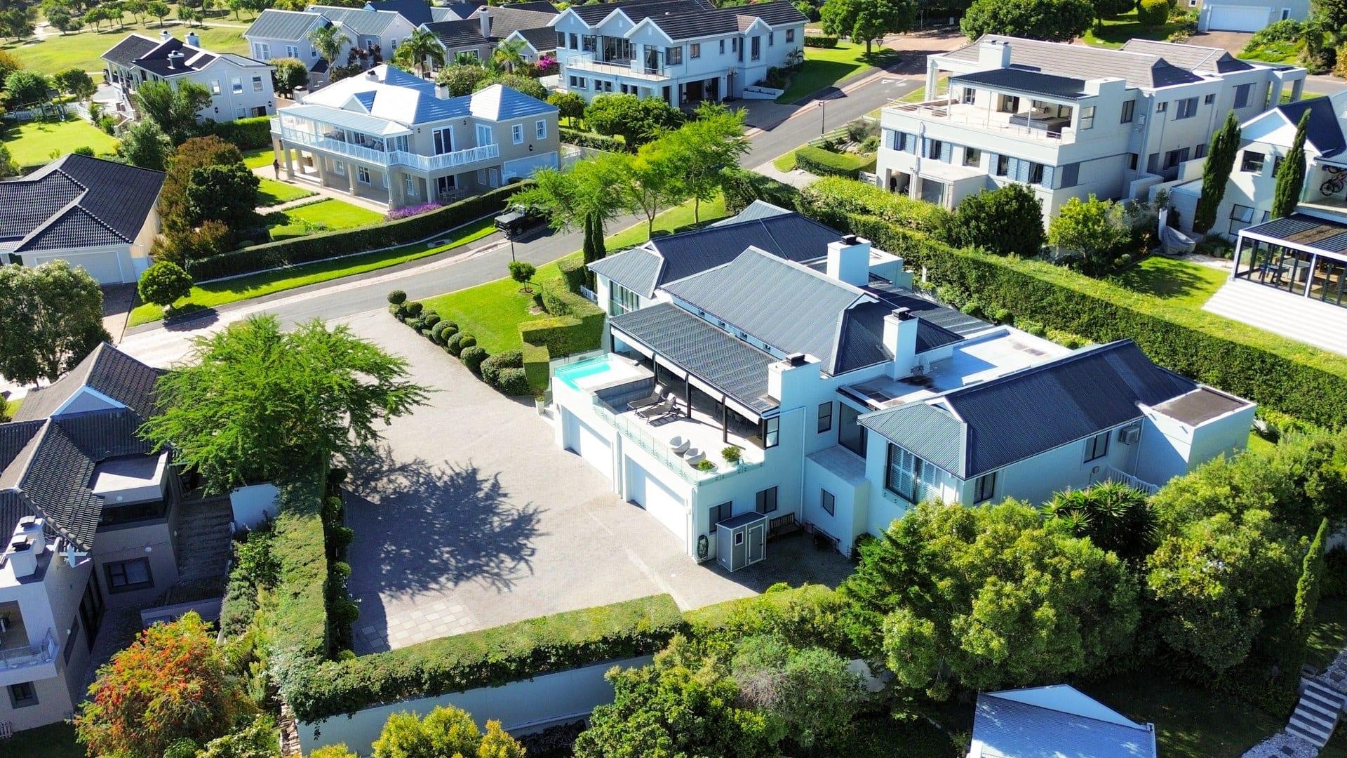 Property of Distinction with Panoramic Sea Views — photograph 5