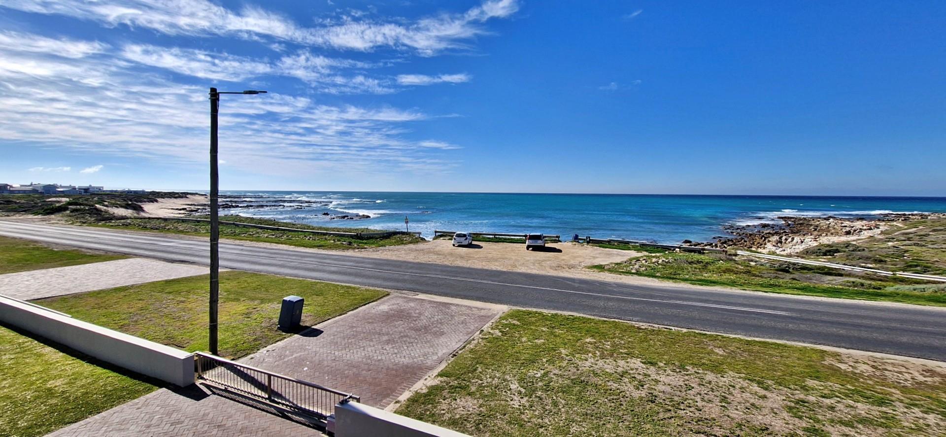 Masterpiece with Unrivaled Ocean Views — photograph 4