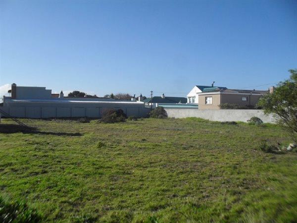 17 Bedroom House For Sale in Kleinmond Central — photograph 3