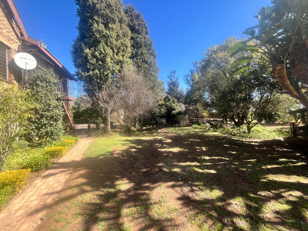 Developer’s Dream: Prime Property with Exceptional Potential — photograph 4