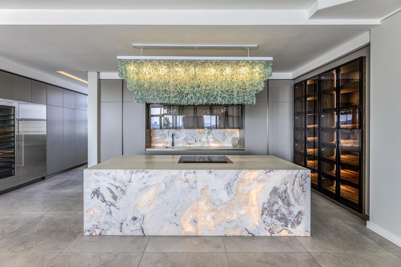 Exclusive Penthouse with Breathtaking Views — photograph 5