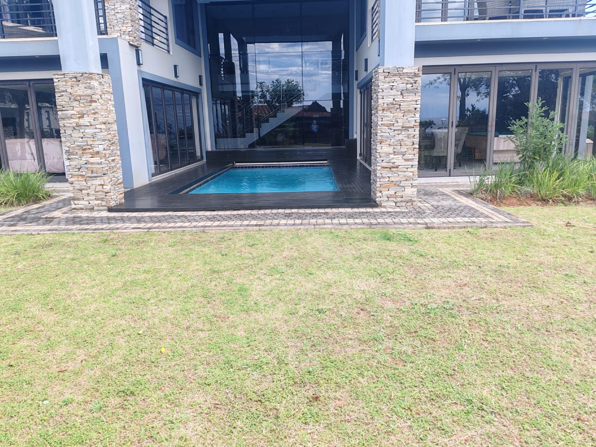 Contemporary Coastal Masterpiece With Ocean Views — photograph 5