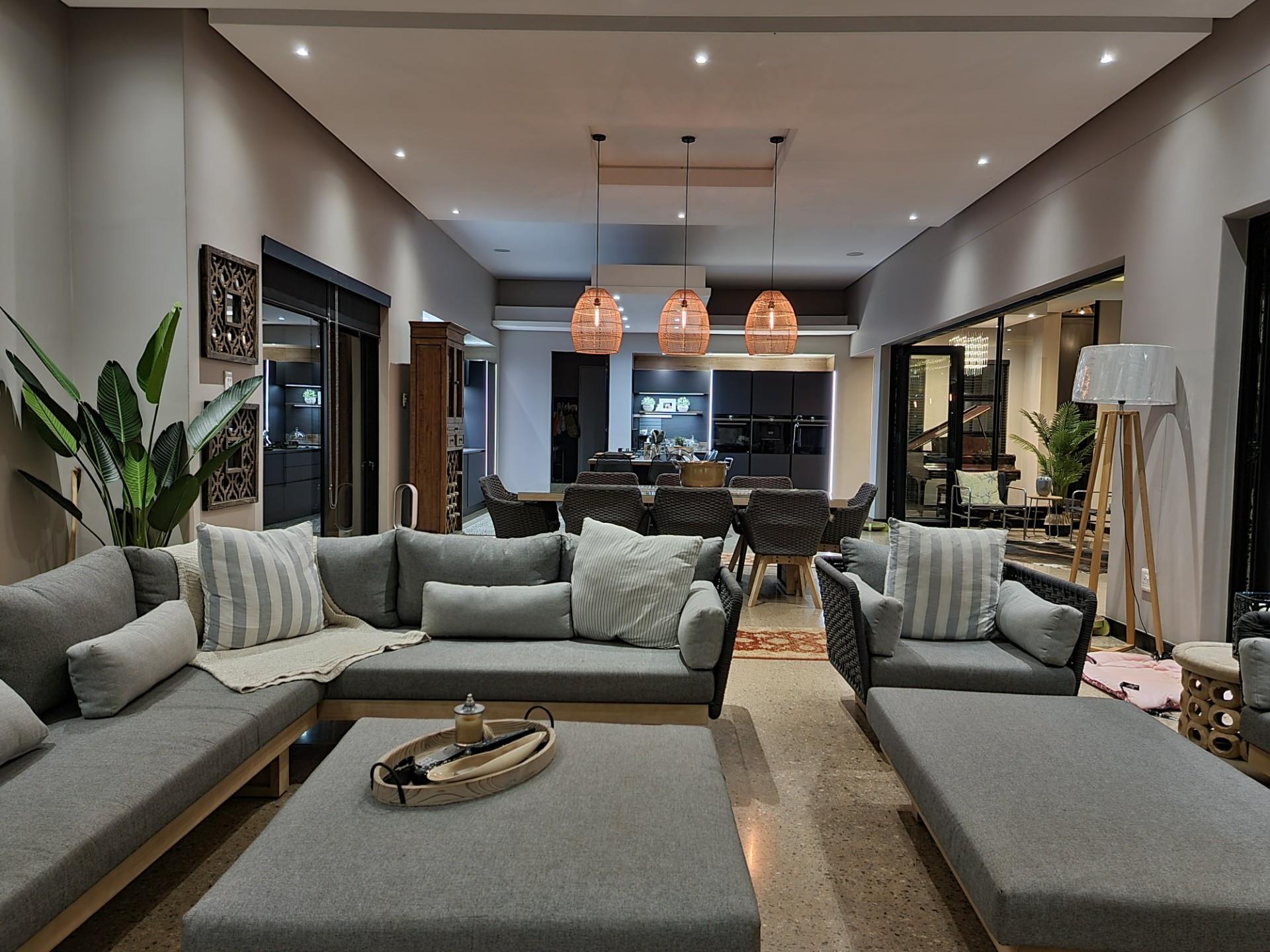Unrivalled tranquillity in this splendid coastal home — photograph 5