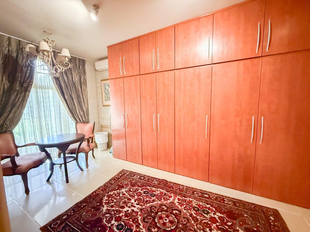 4 Bedroom House For Sale in Bronkhorstbaai — photograph 5