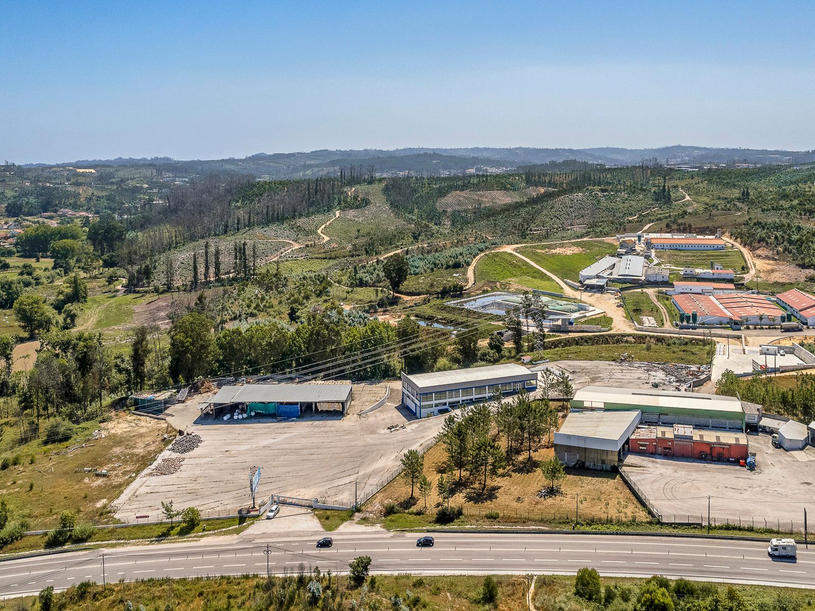 Warehouse in Leiria — photograph 2