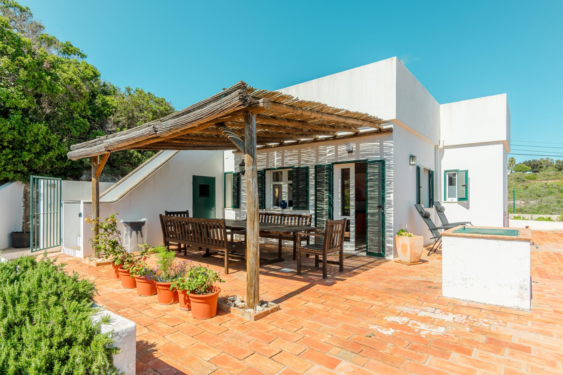 House in Lagoa (97870) — photograph 3