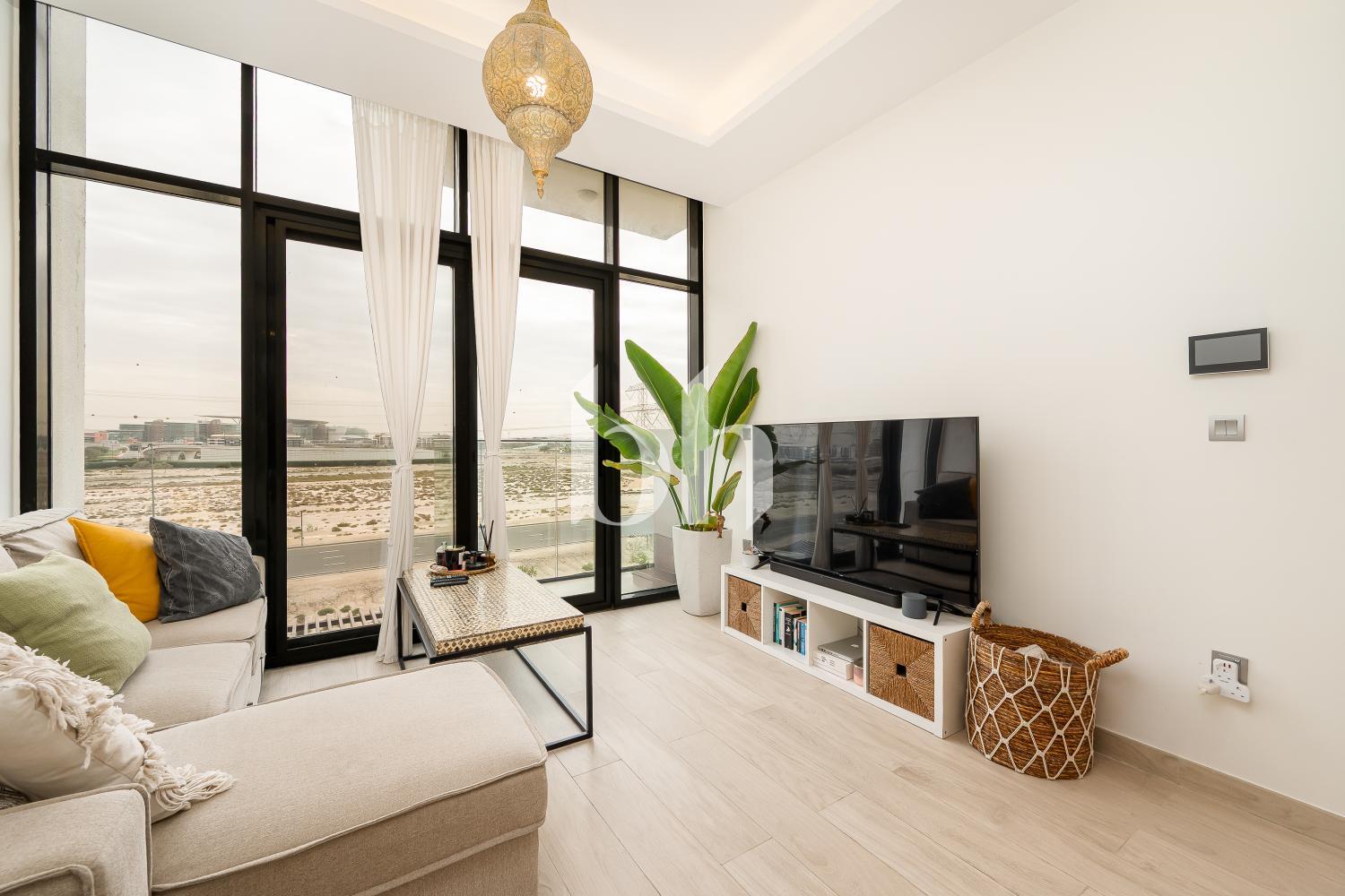 Azizi Riviera 10 — photograph 4