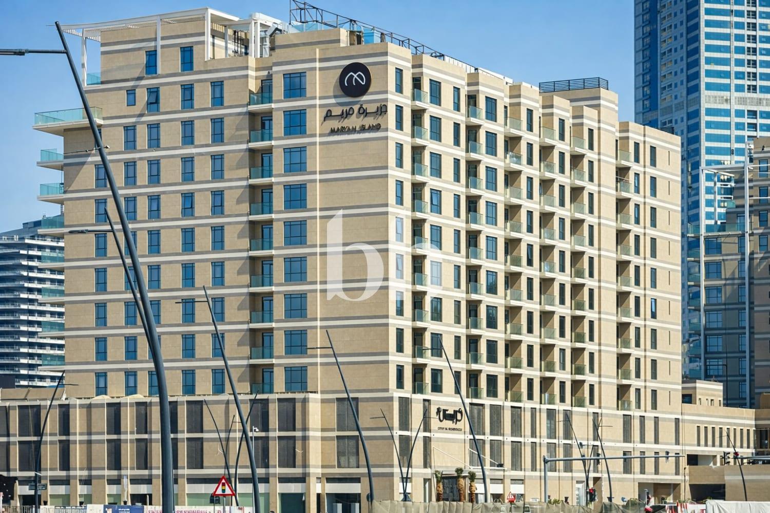 Crystal Residences — photograph 4