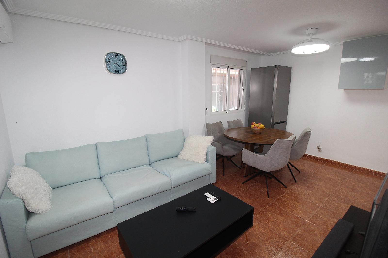 Apartments in Torrevieja Centro, Torrevieja (ALC-01263) — photograph 5