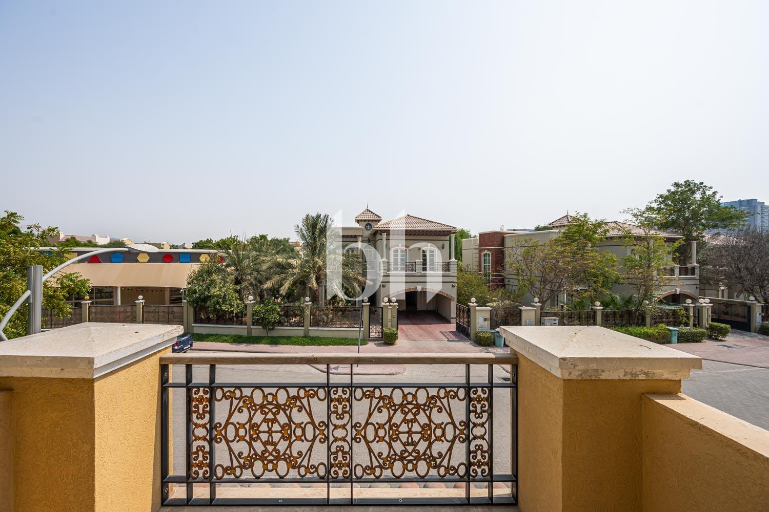 Gallery Villas — photograph 2