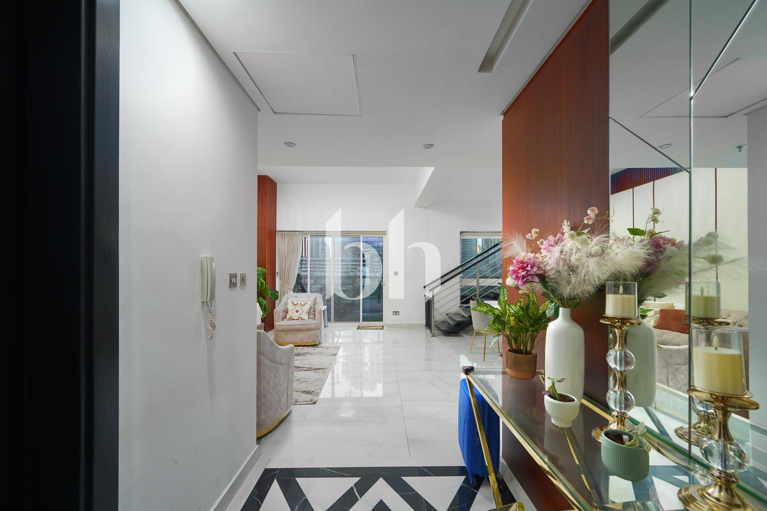 Jumeirah Heights C — photograph 4
