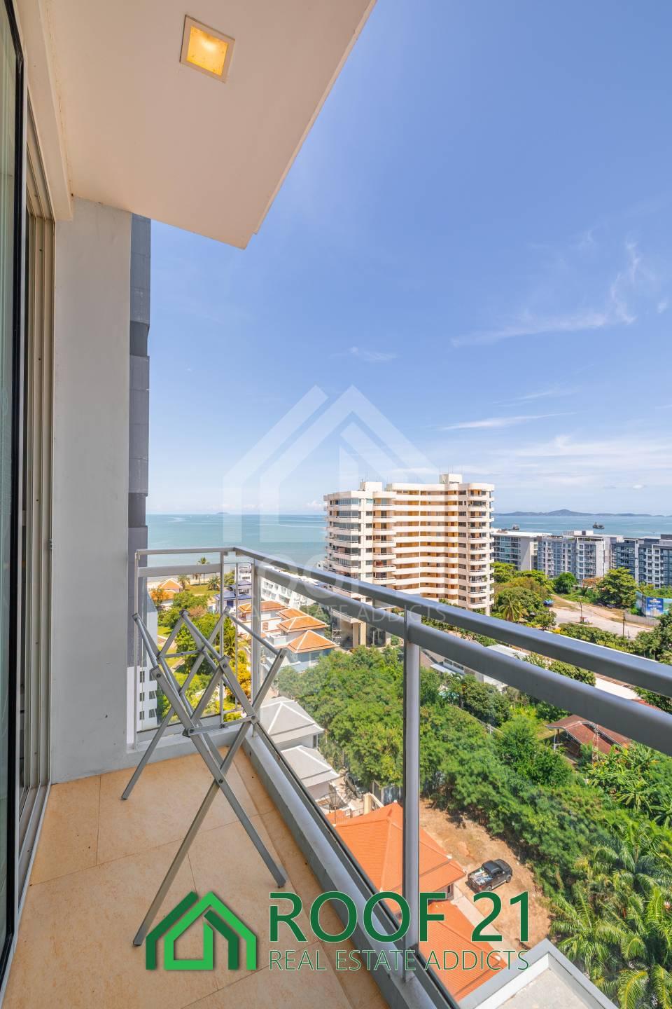 Veranda Residence — photograph 4