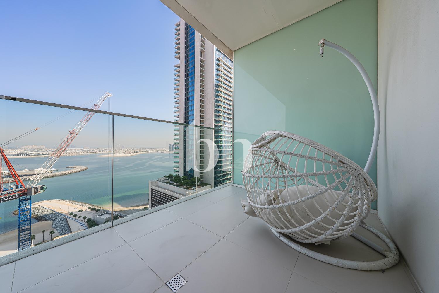 Sunrise Bay Tower 1 — photograph 3