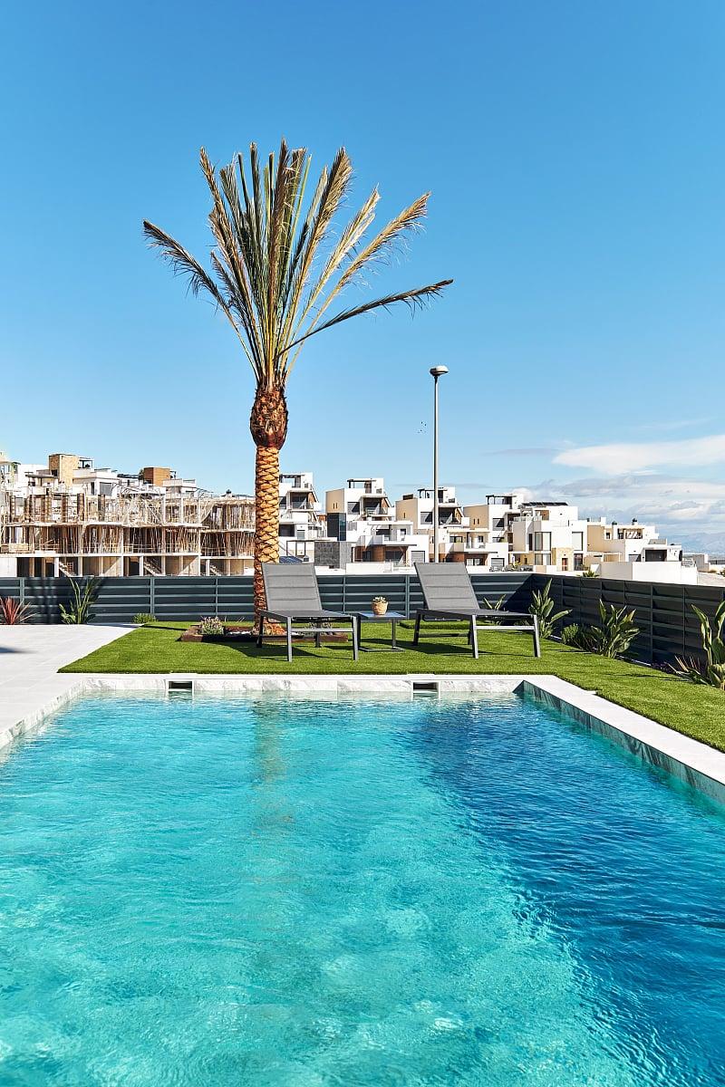 Apartments in Ciudad de las Comunicaciones, San Miguel de Salinas (ALC-00864) — photograph 3